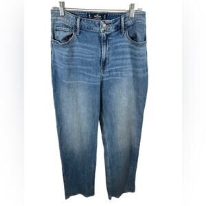 Hollister Ultra High Rise‎ Dad Jean No Distressing Size 9L